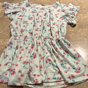 BNWOT, size small Honeyme top